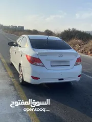  2 هونداي اكسنت للبيع