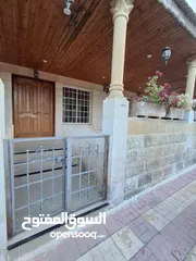  2 شقة ارضية مفروشة للايجار الشهري والسنوي ثلاث غرف نوم في عبدون