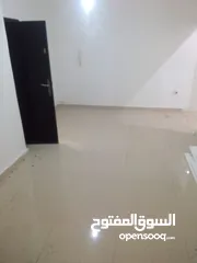  17 غرفه مع حمام للايجار فارغه شارع الجامعه طلوع نفين من المالك 85 دينار