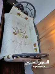  23 عفش نظيف بداعي الترحيل للبيع المستعجل بسعر جيدمكون من خزانه وكومدينه عدد 2وتخت مجوز مع فرشه