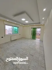  20 لقطه 240م وروف 120م في الجبيهه حي الريان بسعر مغري من المالك بسعر حرق