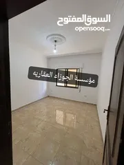  4 شقة فارغة للايجار في منطقة البنيات طابق شبه ارضي مع بلكونتين