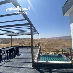  5 فيلا ألمها مزارع تل الرمان والسليحي تعبد عن قلب العاصمه عمان صويلح بتحديد 10 دقائق بإتجاه جرش