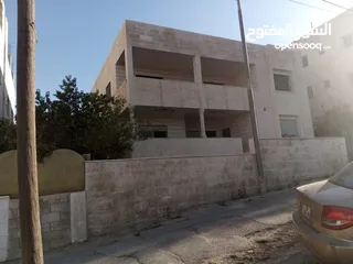  6 عمارة مكونة من طابقين للبيع تصلح لبناء ثلاث طوابق اضافية تم تنزيل السعر