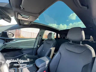  8 ‏ID.4 Corzz لون كحلي نخب اول صنف سبورت 2021