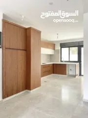  4 شقق للبيع في عين منجد