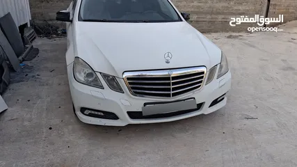  5 مرسيدس اي 200 2012