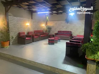  8 شاليه فاخر للايجار/ مزرعه