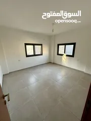 6 شقة 140 متر