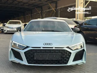  2 AUDI R8 2022 V10