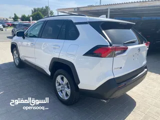  5 TOYOTA RAV4 XLE 2021 V4