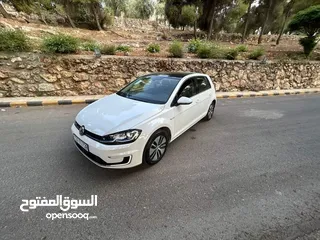  5 جولف (عدد2) 2020 ممشى 21000  وممشى29000 الف  فحص كامل    سيارات جمرك حره