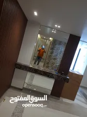  8 اصباغ وديكورات