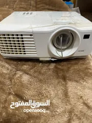  23 اجهزة عرض صوت وصورة شاشات بروجكتر شاشات عرض