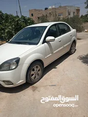  1 كيا ريو 2011