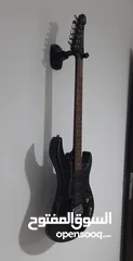  7 Electric guitar and amplifier