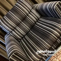  7 كنب 7مقاعد ثلاثية وثنائية ومفردتين تفصيل خشب تقيل ........