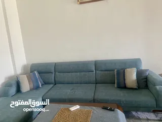  1 أثاث مستعمل كامل للبيع استخدام اقل من سنة البيع بداعي السفر