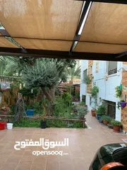  5 بيت في مرج الحمام بسعر مغري عباره عن عماره خاصه 3 طوابق