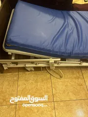  1 سرير طبي للمرضى