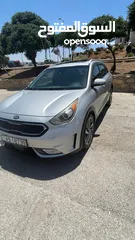  16 للبيع كيا نيرو 2017 "تورنج" أعلى فئة. مواصفات فل كامل  kia niro touring 2017 full options