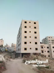  13 شقه للبيع مساحة 140م بإطلاله  مميزه