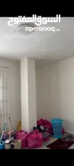  4 شقة كبيرة 5 غرف.
