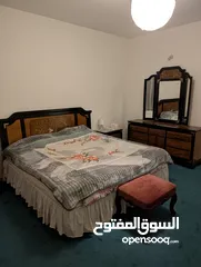  11 شقه مفروشة في خلدا