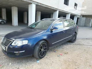  5 فولسفاجن باسات ستيشن 2009  5 ركاب واسعة في الداخل كذلك الديه كبيره