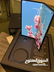  6 Huawei Mate X3 (Special with eSIM)
