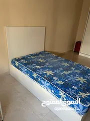  2 سرير ايكيا للبيع