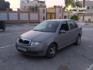  3 سكودا فابيا 2002