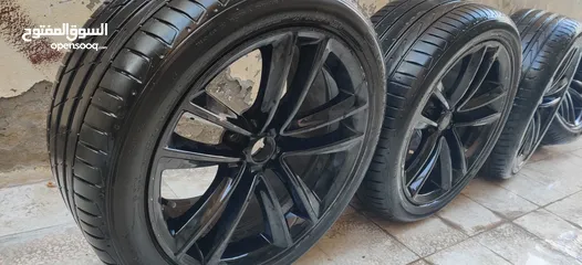  1 BMW 19 inch ring with tire (M Spec)