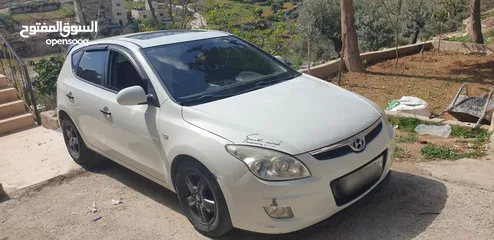  4 هيونداي i30