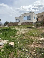  1 بيت ريفي مع مزرعة