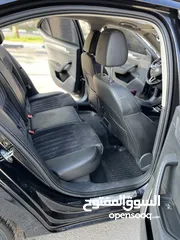  4 عداد قليل ، السيارة بحالة الوكالة  .