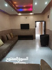  1 منزل للبيع