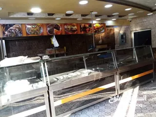  3 عدد مطعم كامله شبه جديده