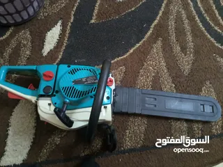  1 منشار جديد مش مستعمل كثير اشي مرتب