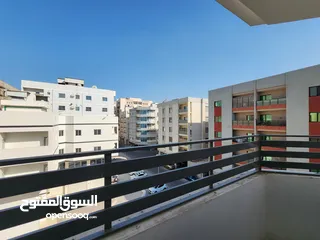  17 شقة سكنية للبيع اطلالة بحرية خلابة + موقع ممتاز جدا بالحد الجديدة (للبحرينيين + الخليجيين فقط)