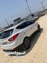  8 جيب هونداي توسان