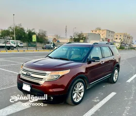  2 Ford Explorer 2015 XLT excellent condition