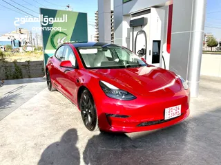  8 TESLA MODEL 3 2023