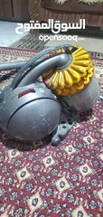  1 مكنسة كهربائية