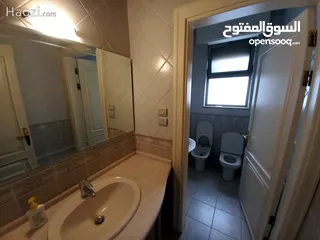  6 شقة غير مفروشة للإيجار 407م2 ( Property 16765 ) سنوي فقط