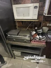  10 معدات مطعم ب الكامل للبيع