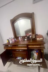  2 dressing table