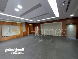  17 مكتب طابقي طابق رابع للايجار في زهران بمساحة بناء 387م