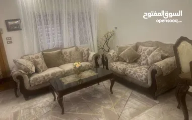 1 طقم جلوس امريكي ماركه اشلي
