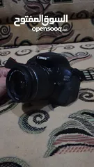  3 عررررطة كاميرا كانون 600d نسبة النضافة 10/10 السعر فقط ب 120 الف ريال يمني لطايع والديه مع الشنطه